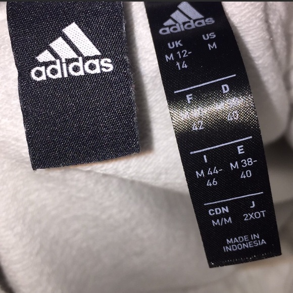 Adidas Cropped Pullover - Picture 3 of 3